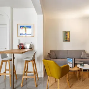 Apartamento Du Marche St Honore - Welkeys, Paris