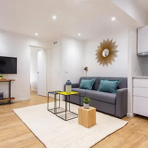 Appartement Cmg Montmartre - Cottages, Parijs